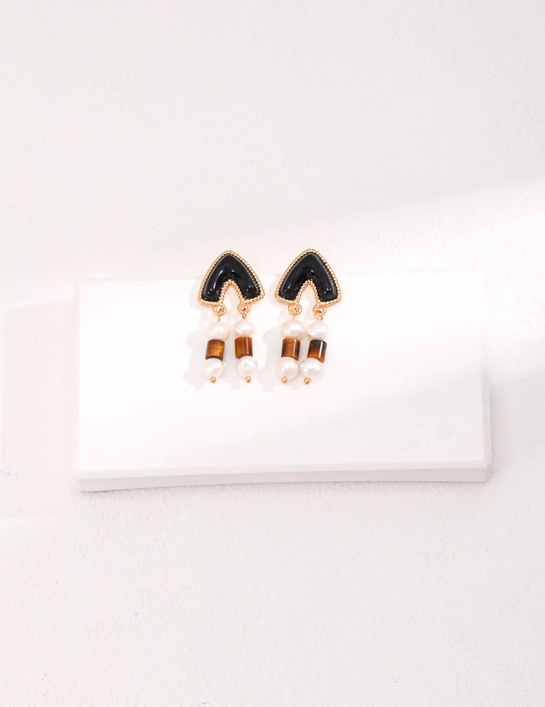Tiger's Eye Pendant Earrings with Pearl | Elegant Jewelry