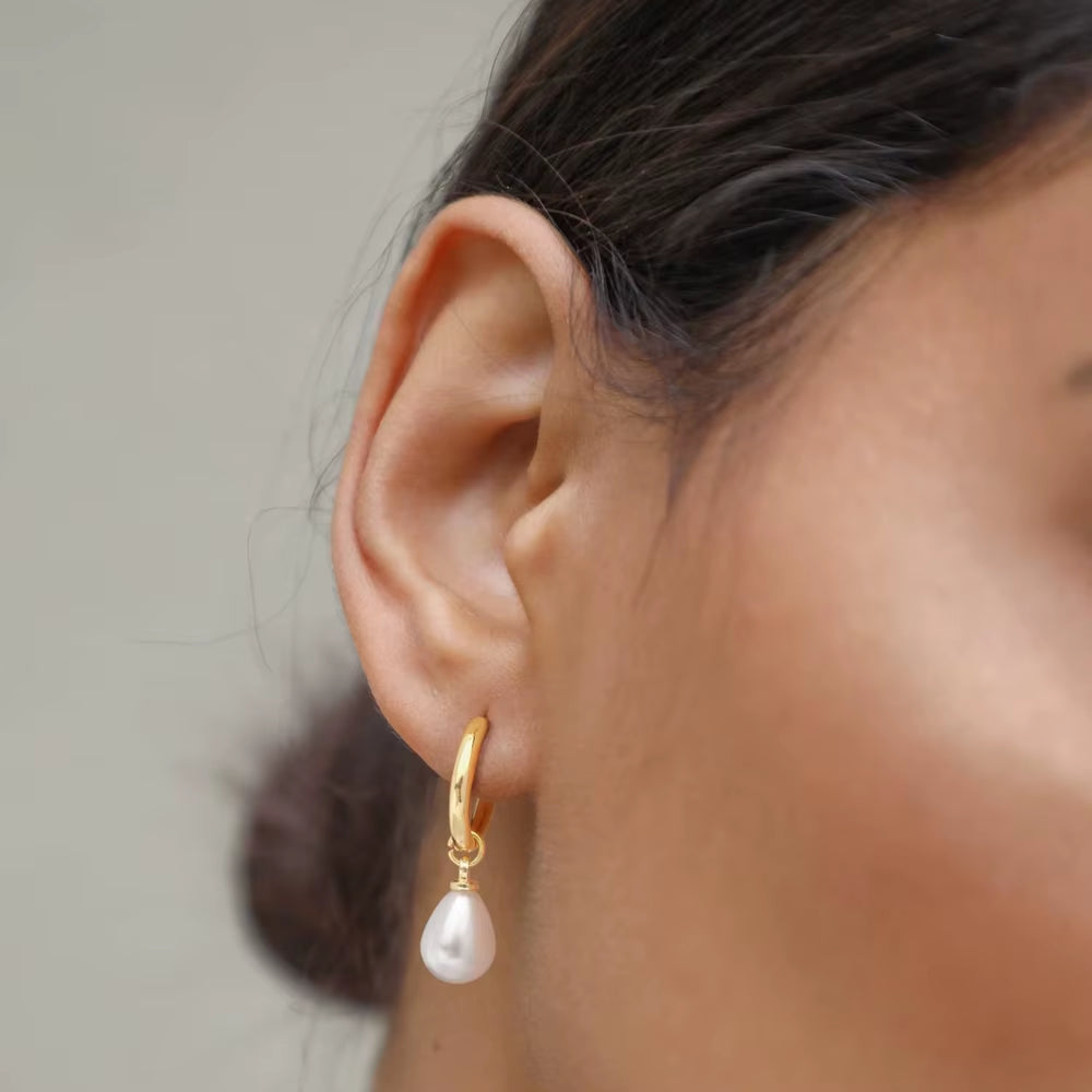 Trendy 14K Gold Plated Pearl Dangle Drop Hoop Huggies Earrings Cubic Zirconia Irregular Knot Pearl Studs Hypoallergenic Earrings