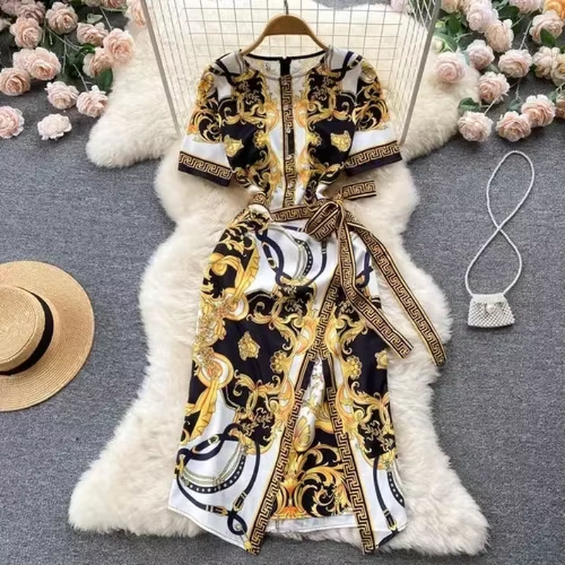 Élise  Floral Midi Dress with Lace and Sleeves