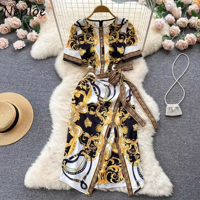 Élise  Floral Midi Dress with Lace and Sleeves